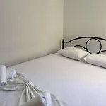 Budget 30-meter-from-beach House Ilios House Apartment *