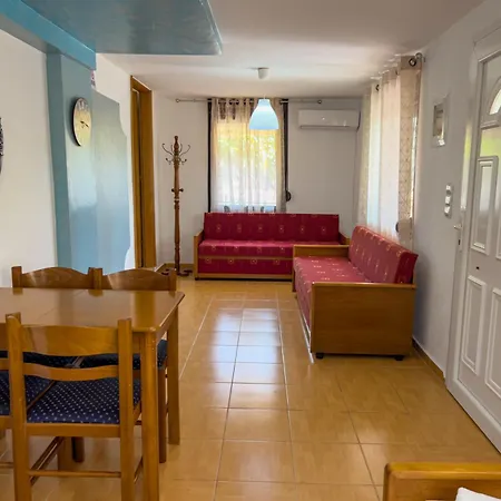 Apartment Budget 30-meter-from-beach House Ilios House *