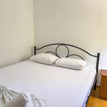 Budget 30-meter-from-beach House Ilios House * Σκάλα Καλλιράχης
