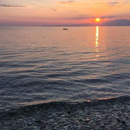 Budget 30-meter-from-beach House Ilios House Σκάλα Καλλιράχης